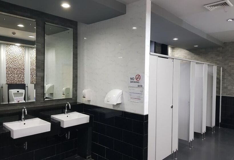 Capsule, Avagard Capsule Hotel   Suvarnabhumi Airport