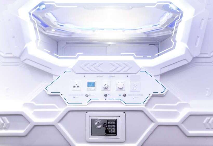 Capsule, Avagard Capsule Hotel   Suvarnabhumi Airport