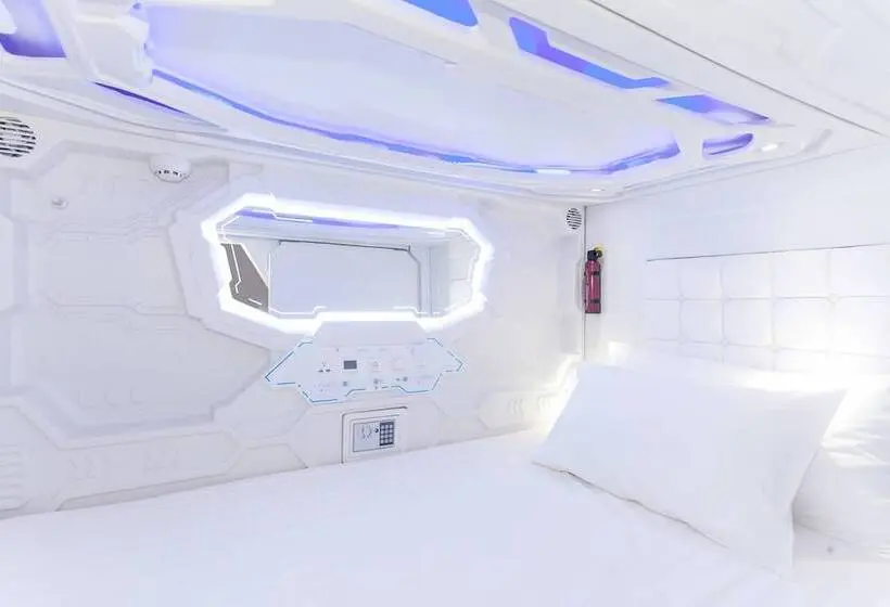 Capsule, Avagard Capsule Hotel   Suvarnabhumi Airport
