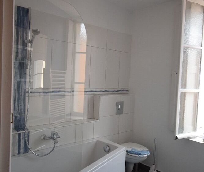 اتاق استاندارد, Art Home Bnb