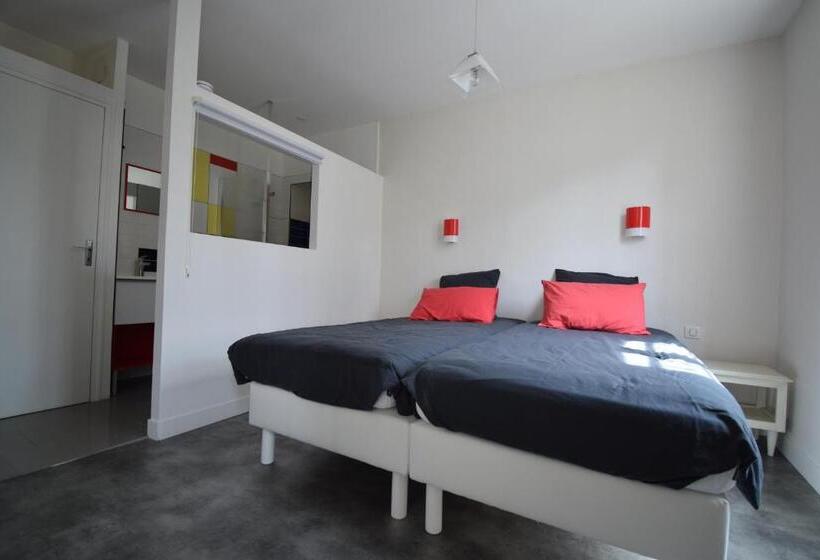 Bahçe Manzaralı 1 Yatak Odalı Daire, Art Home Bnb