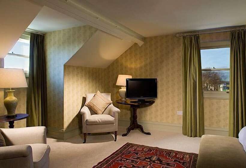 スイート, Collingwood Arms