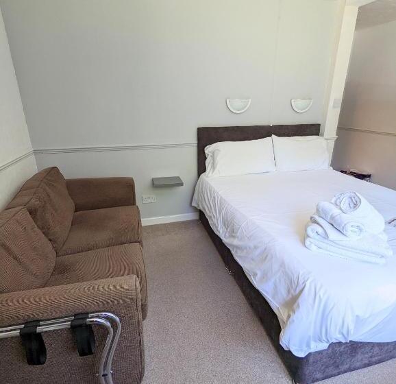 キングサイズベッドのスタンダードルーム, Cottage Court