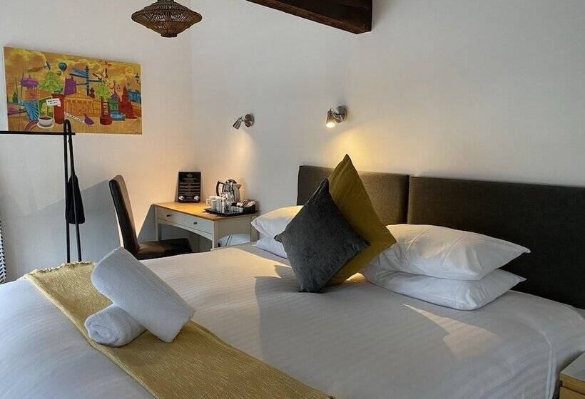 スタンダードルーム, Crows