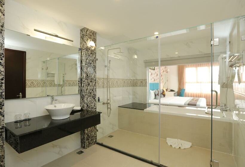 اتاق سوپریور, The Mira Boutique