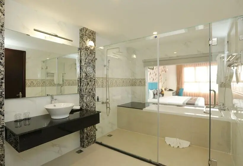 اتاق سوپریور, The Mira Boutique