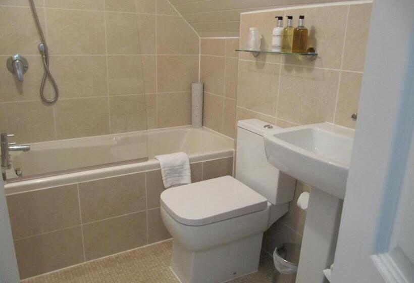 高级套房, Brigstock House