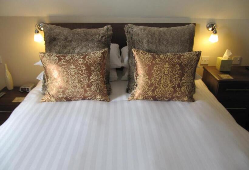 高级套房, Brigstock House