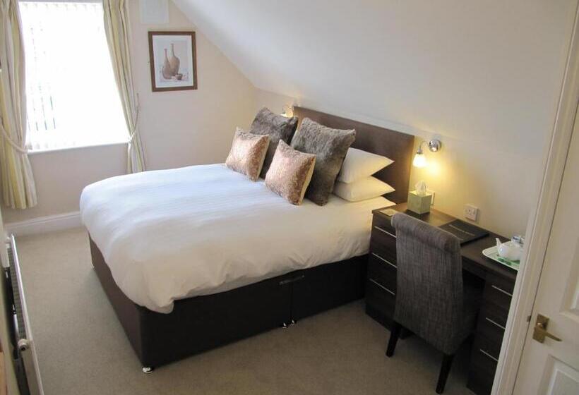 高级套房, Brigstock House