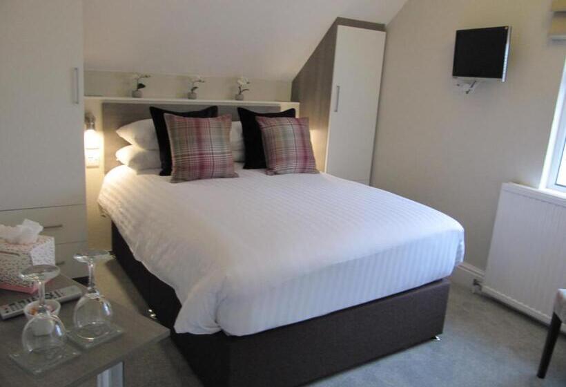 套房, Brigstock House