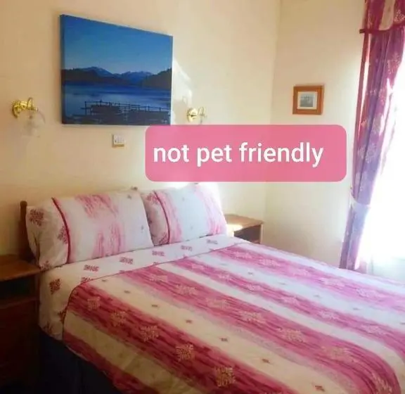 Sviitti Puutarhanäkymä, Commodore Guesthouse, Seaside Holiday Suites