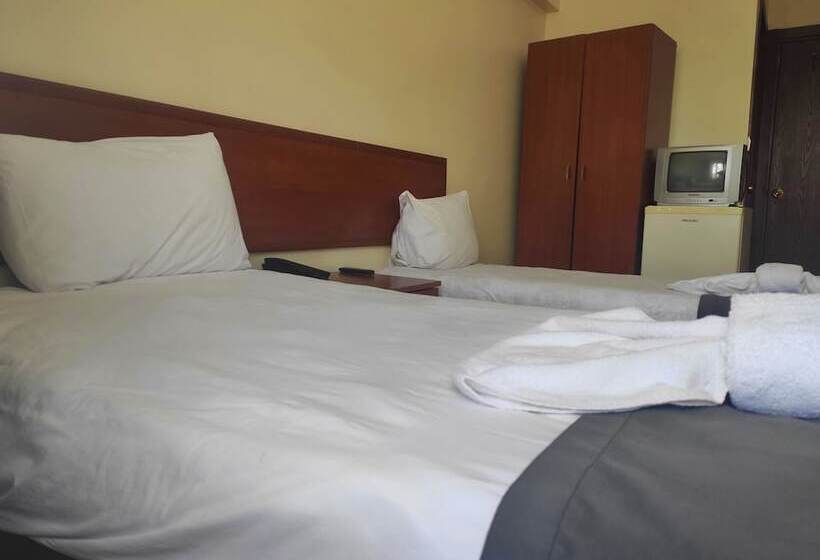 اتاق استاندارد, şah Otel