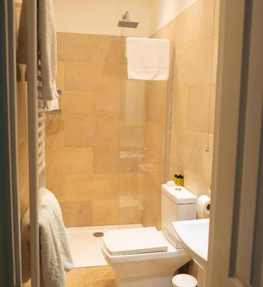 Quarto standard, Grosvenor Villa