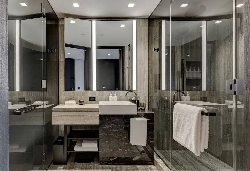 Deluxe Room City View