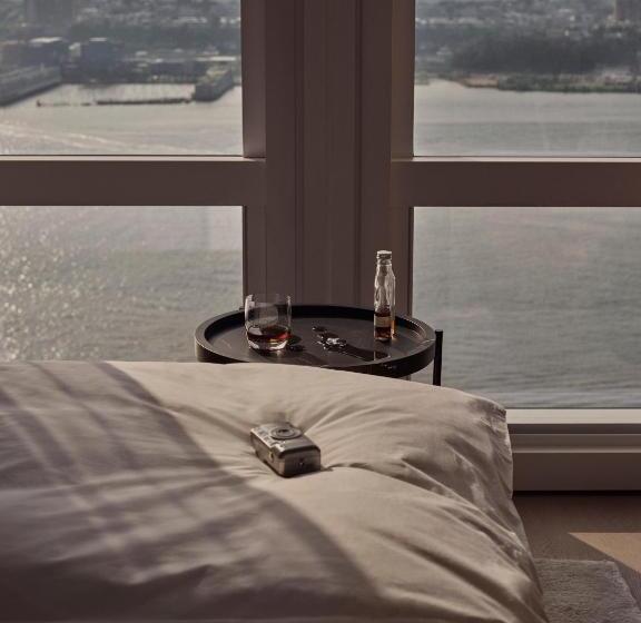 اتاق دلوکس مخصوص معلولین, Equinox Hotel Hudson Yards New York City