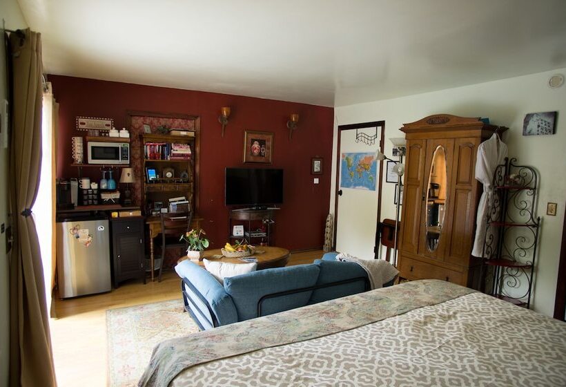 프리미엄 스튜디오, Life Is Good Bed And Breakfast