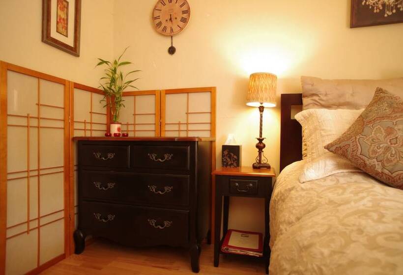 프리미엄 스튜디오, Life Is Good Bed And Breakfast