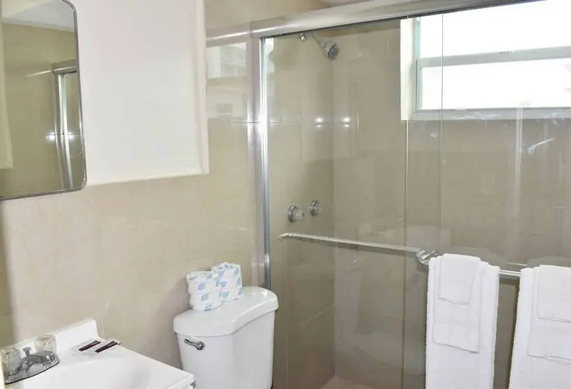 اتاق لوکس با چشم‌انداز دریا, Golden Sand Oceanfront