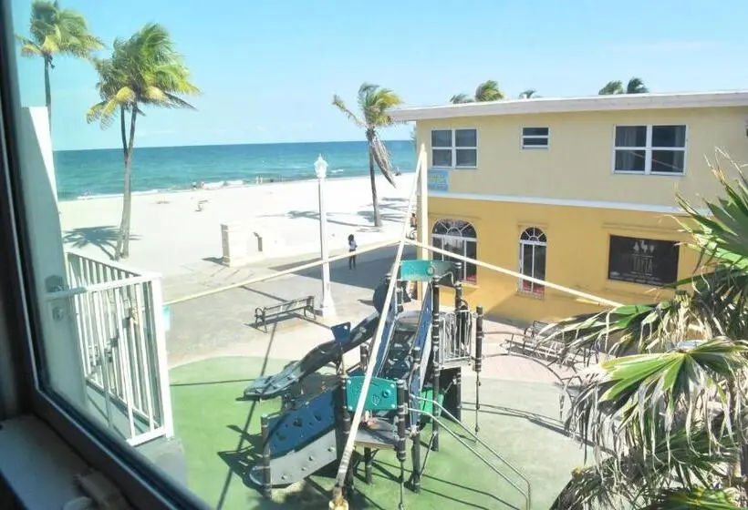 اتاق استاندارد, Golden Sand Oceanfront