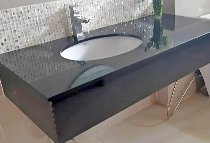 اتاق خانوادگی با چشم‌انداز دریا, Horizon Beach Resort Koh Jum