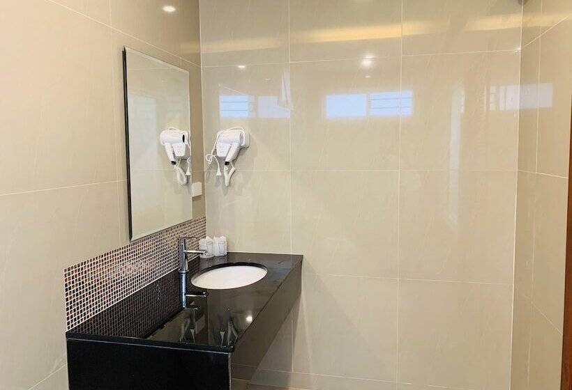 חדר דלוקס נוף לים, Horizon Beach Resort Koh Jum