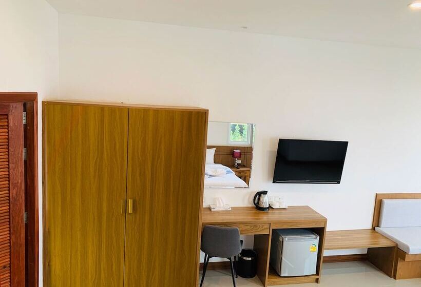 חדר דלוקס נוף לים, Horizon Beach Resort Koh Jum