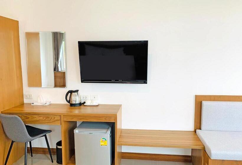 חדר דלוקס נוף לים, Horizon Beach Resort Koh Jum