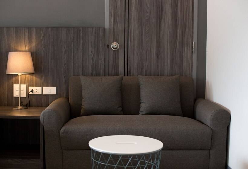 带泳池观景的豪华房, Koh Chang Paradise Hill