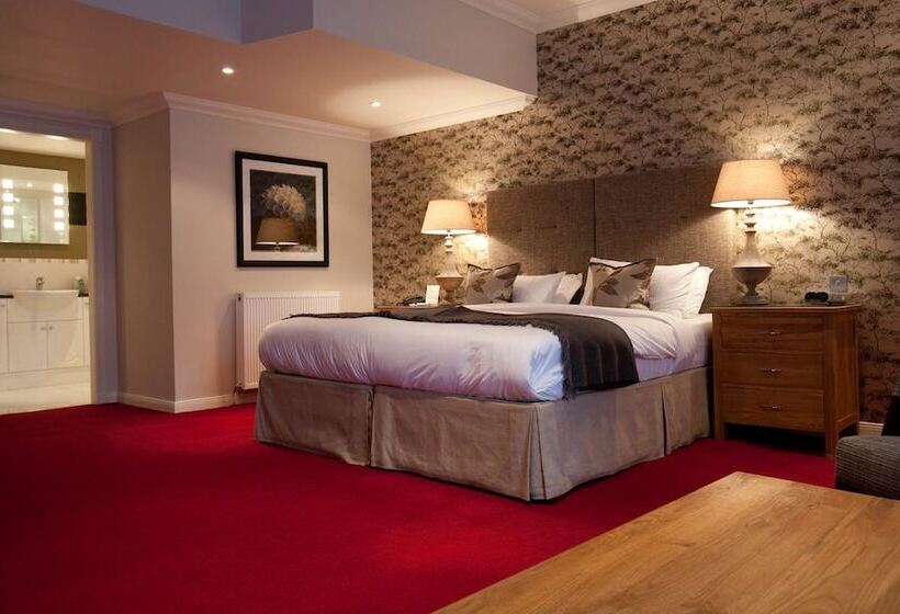 חדר סופריור, The Townhouse