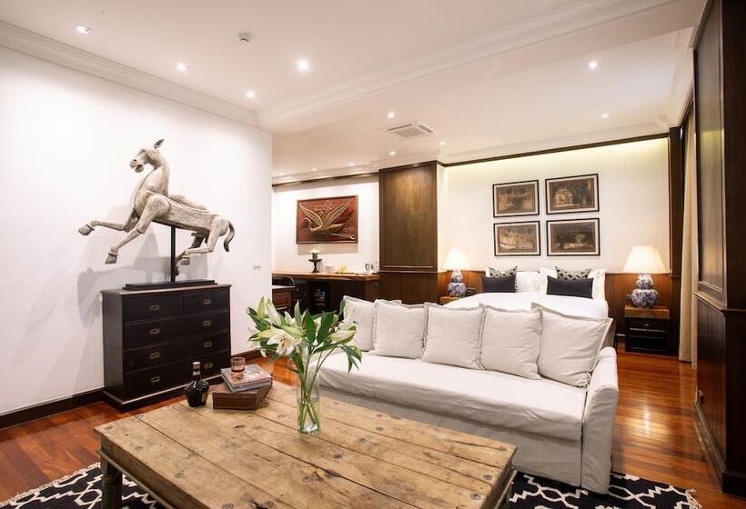 Президентский Люкс, The Bridge An Eclectic Luxotel