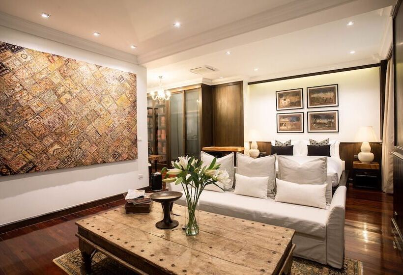 Президентский Люкс, The Bridge An Eclectic Luxotel