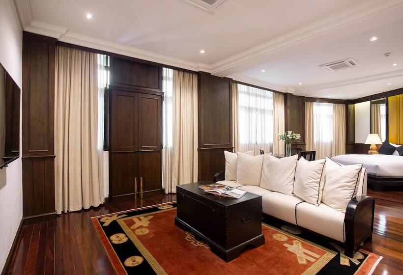 Люкс, The Bridge An Eclectic Luxotel