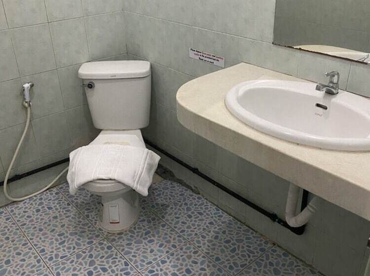 Номер Стандарт, The Stamp