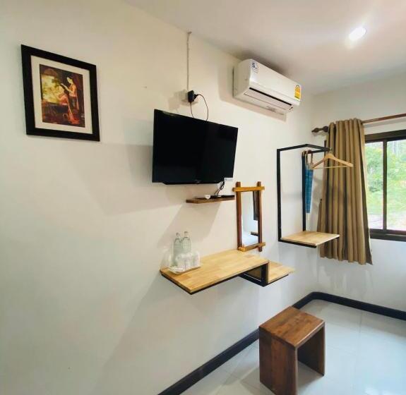 غرفة قياسية, The Stamp