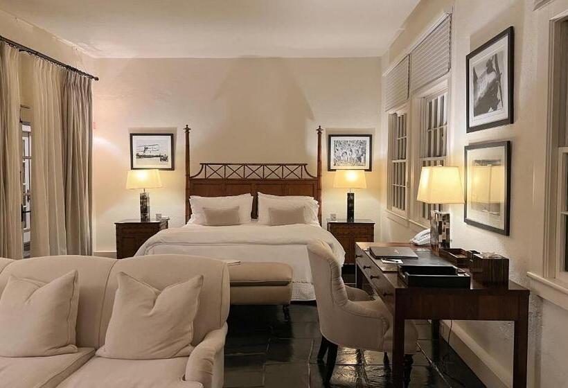 غرفة قياسية سرير كينج, The Baker House 1650