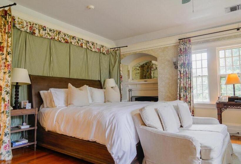 غرفة ديلوكس, The Baker House 1650