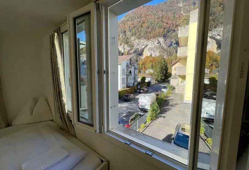 اتاق استاندارد با سرویس بهداشتی مشترک, Interlaken Linda Inn Lodge