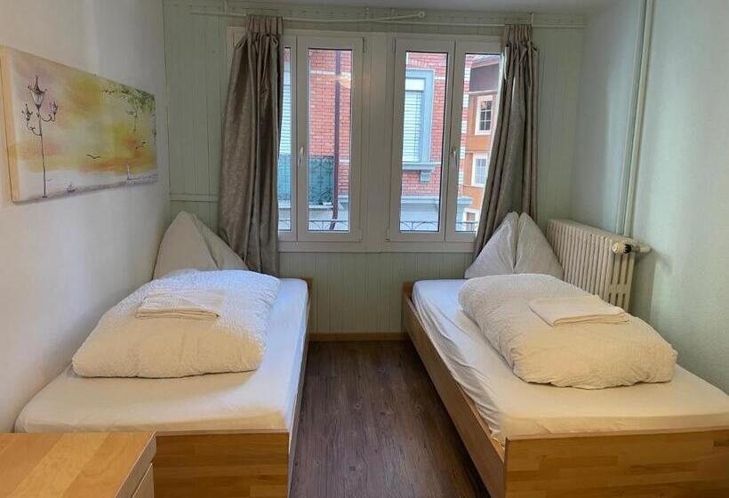 اتاق استاندارد چهار تخته, Interlaken Linda Inn Lodge