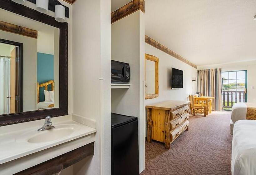 ファミリールーム, Grand Bear Resort At Starved Rock