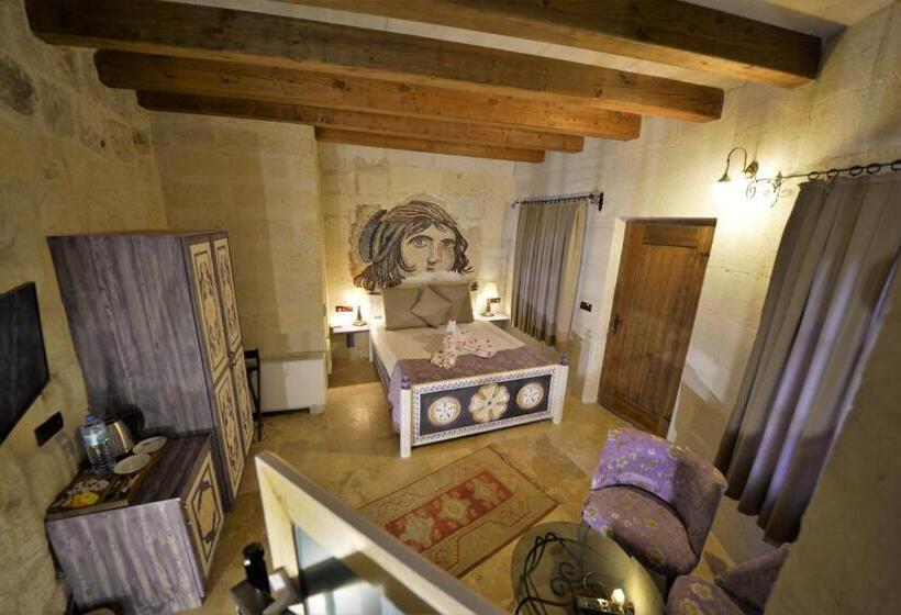 سوییت, Caftan Cave Suites