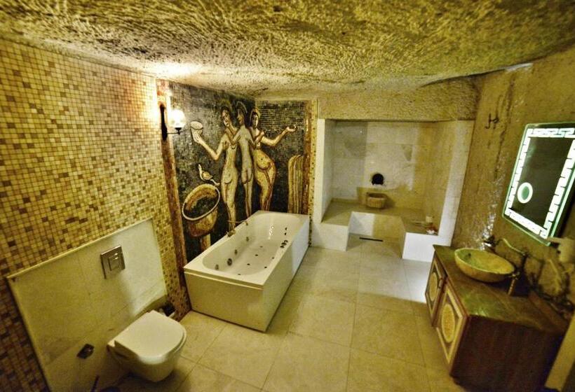 سوئیت با تخت بزرگ, Caftan Cave Suites