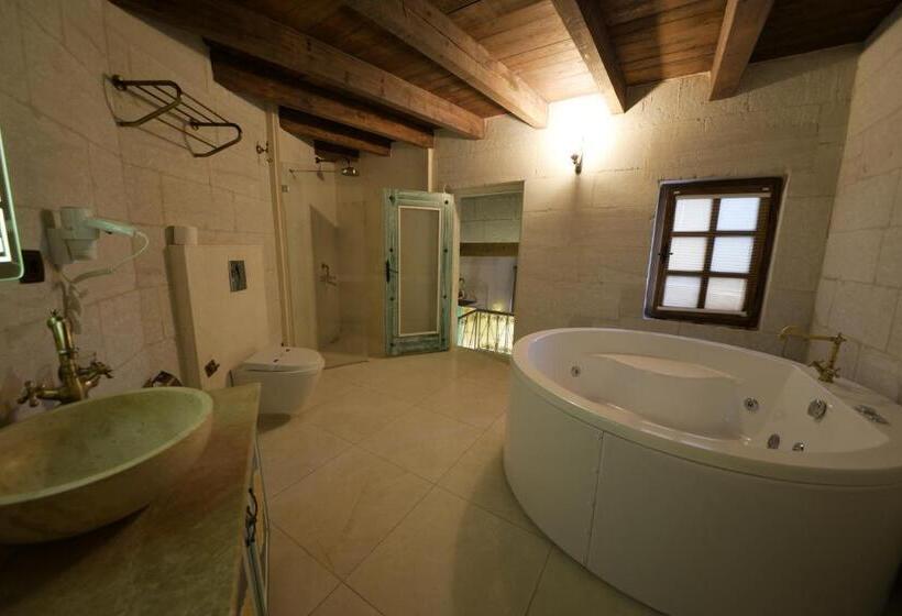 اتاق استاندارد با تخت بزرگ, Caftan Cave Suites