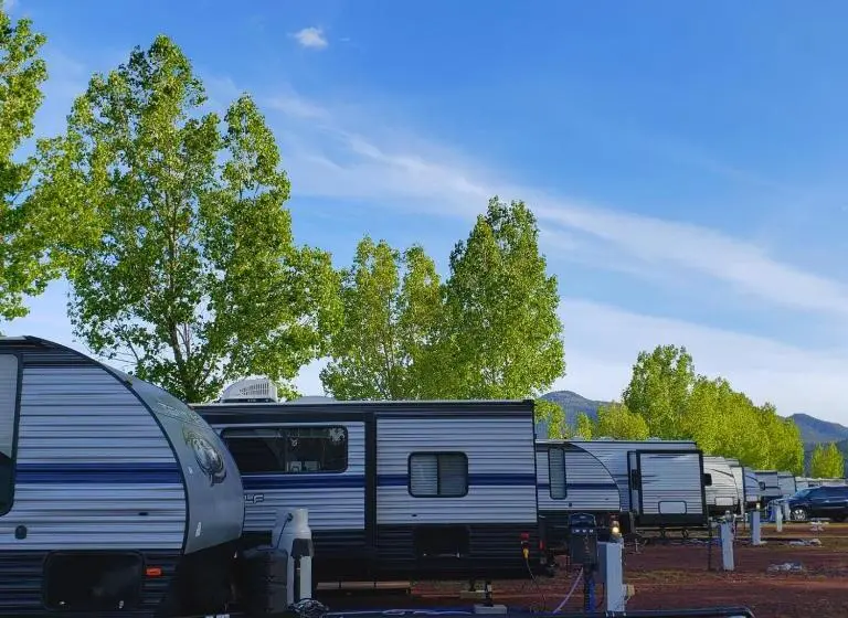 デラックススイート, Grand Canyon Rv Glamping