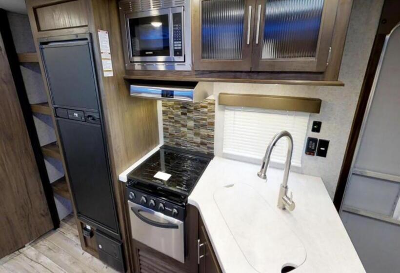 Люкс 2 Спальни, Grand Canyon Rv Glamping