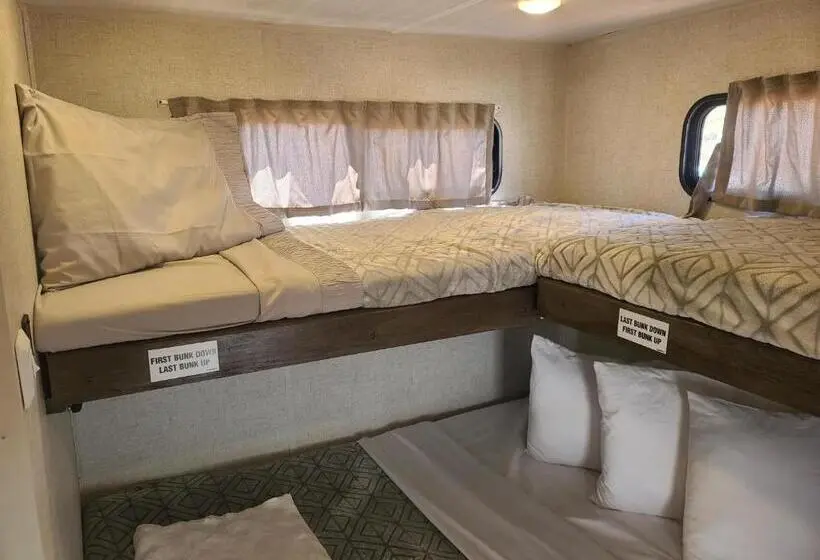 スイート（家族用）, Grand Canyon Rv Glamping