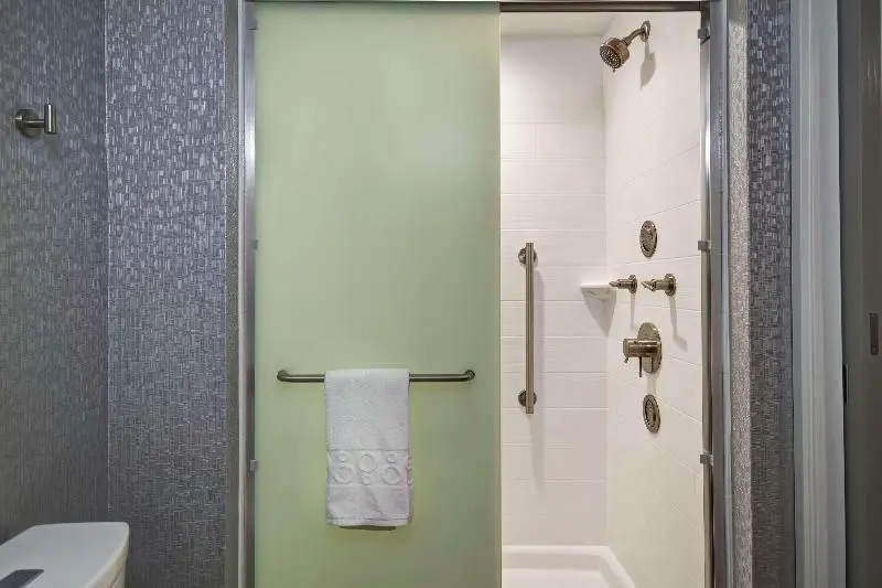 キングサイドベッドのスタンダードワンルーム, Home2 Suites By Hilton Georgetown