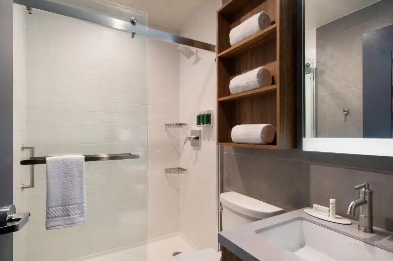 キングサイドベッドのスタンダードワンルーム, Towneplace Suites By Marriott New York Long Island City
