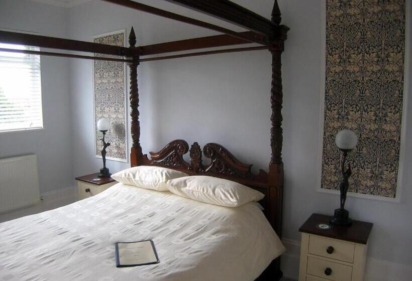 수피리어 룸, The Snowdon House