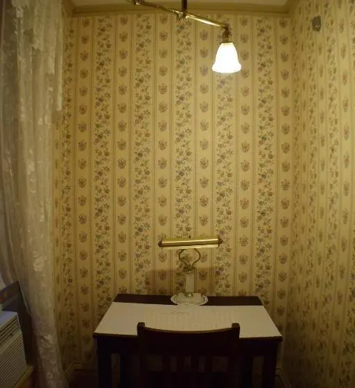 اتاق استاندارد, The Hancock House Bed & Breakfast Inn