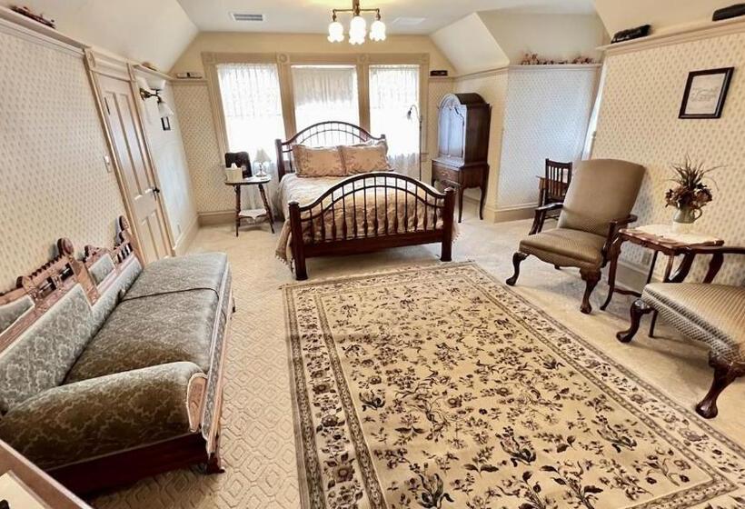 Номер Стандарт, The Hancock House Bed & Breakfast Inn